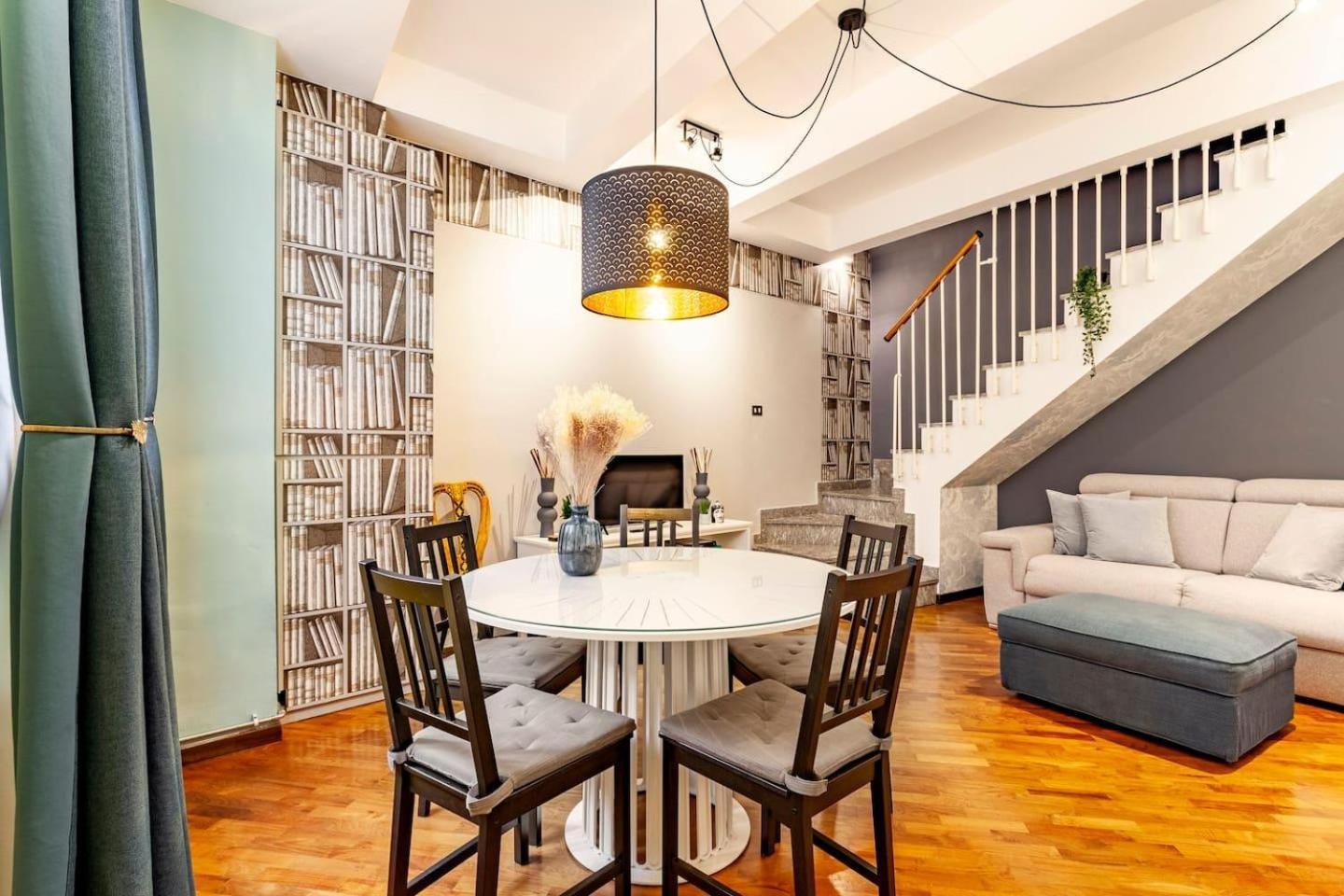 Design Villa With Parking Navigli Area ミラノ エクステリア 写真